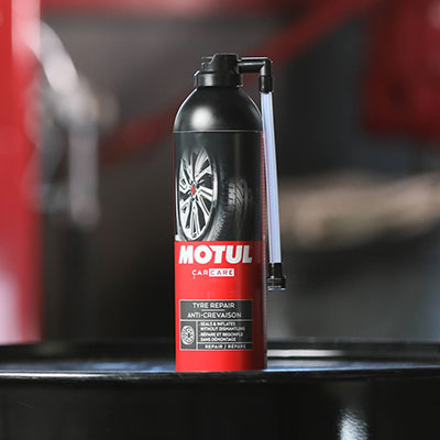 /media/blog/library/drive_safe_tyre_repair_400x400px.jpg