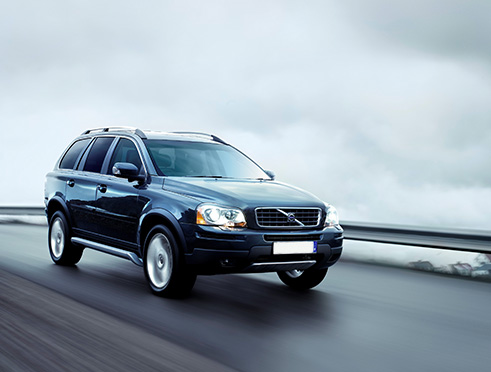 /media/blog/library/drive_safe_volvo_xc90_2007_in-blog-image_491x372px.jpg