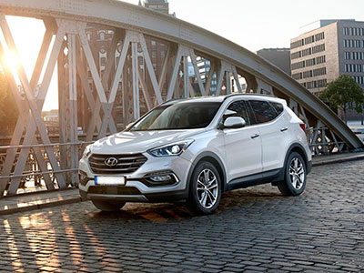 /media/blog/library/drivesafe_hyundai_santa_fe_2017.jpg
