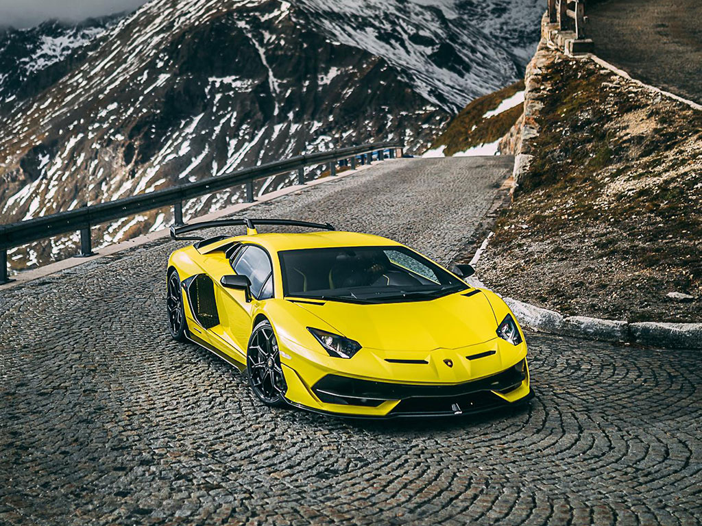 Lamborghini Aventador