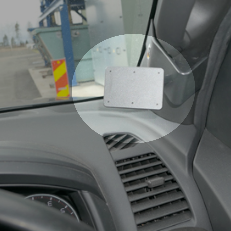 Isuzu D-Max 2012-2020 ProClip Right Mount