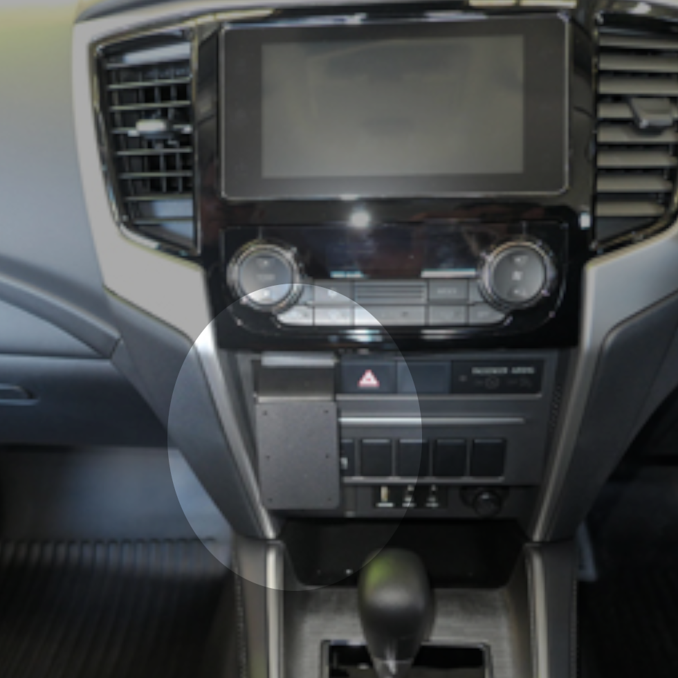Mitsubishi Triton 2019-2022 ProClip Centre Mount