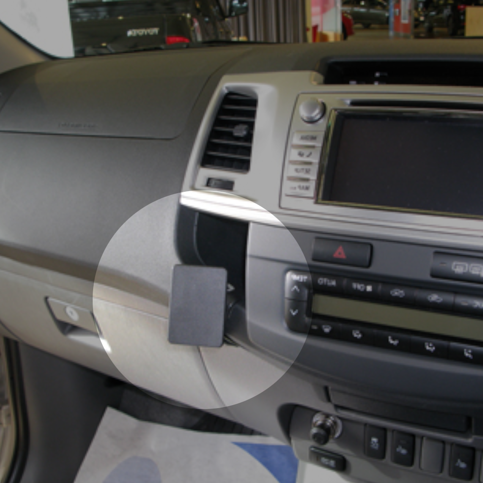 Toyota HiLux 2012-2016 ProClip Angled Mount