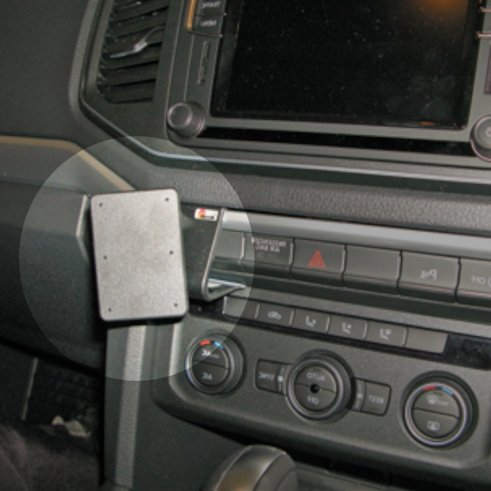 Volkswagen Amarok 2017-2021 ProClip Angled Mount