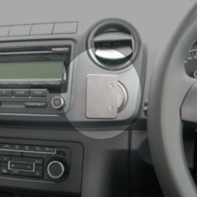 Volkswagen Amarok 2011-2016 ProClip Centre Mount